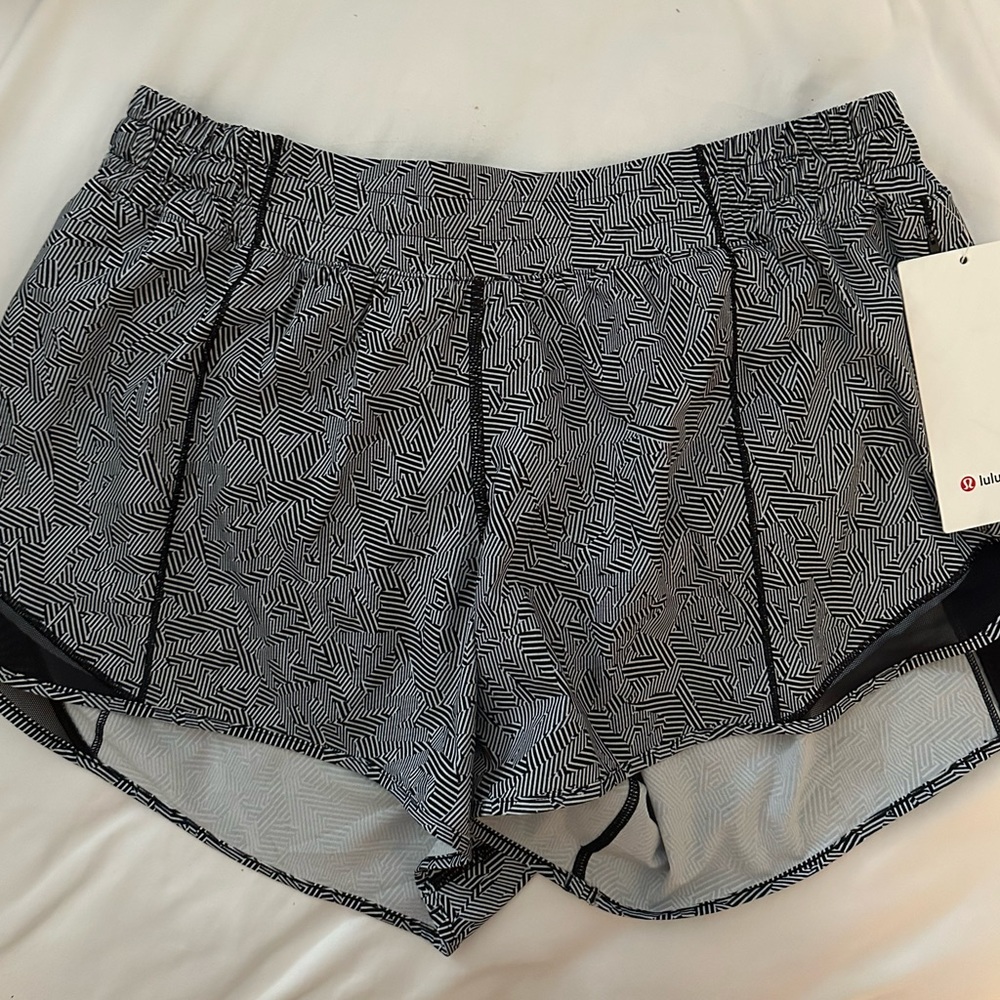 📍NWT📍Lululemon Seawheeze 2020 Lined Hotty Hot Shorts 4” Limited Edition